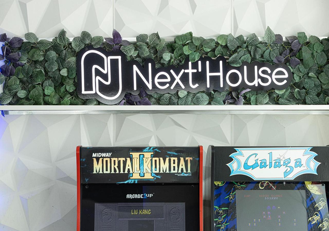 Next'House - Skyview Host Hostel Dubai Exterior photo